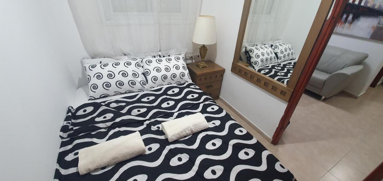 Apartamento יחידת דיור Rishon LeZion Exterior foto